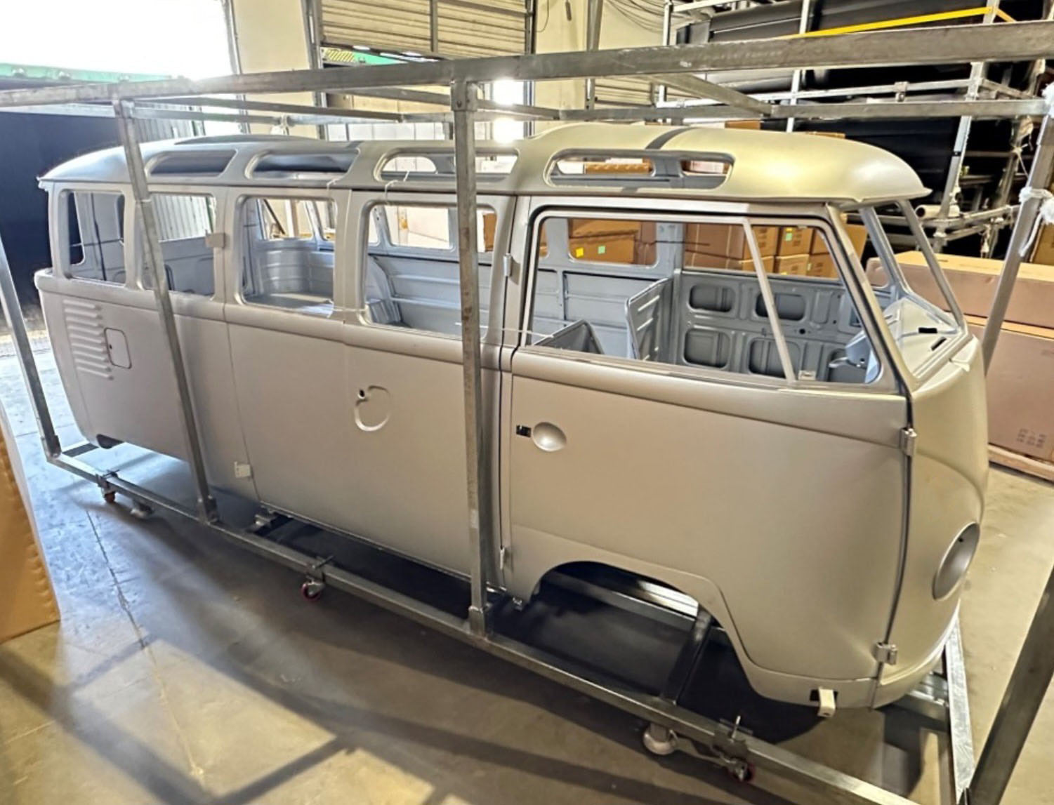 Vw Bus Shell Classic Steel Body Fully Assembled 23-Window Walk-Thru Bus Body
